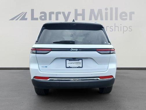 2025 Jeep Grand Cherokee 4xe Base