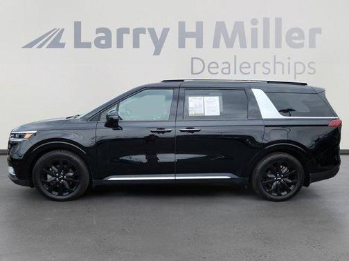 2022 Kia Carnival SX