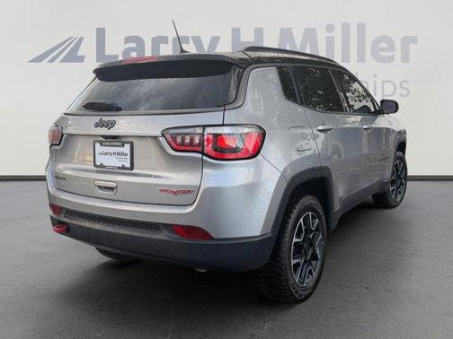 Billet Silver Metallic Clearcoat 2019 Jeep Compass Trailhawk
