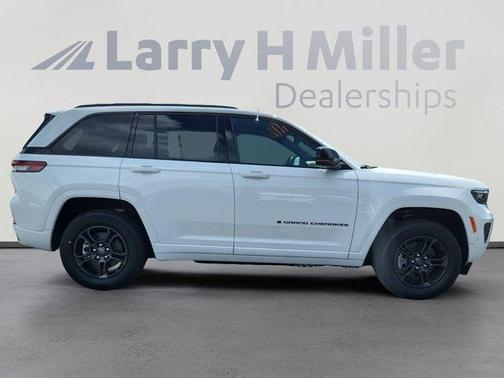 2025 Jeep Grand Cherokee 4xe Base