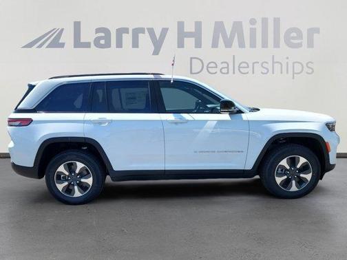 2025 Jeep Grand Cherokee 4xe Base
