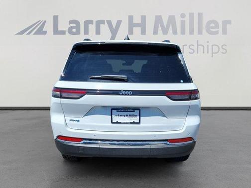 2025 Jeep Grand Cherokee 4xe Base