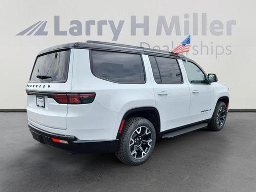 2025 Jeep Wagoneer Series II Overland