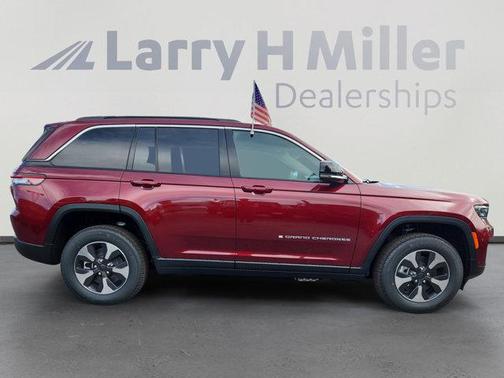 2025 Jeep Grand Cherokee 4xe Base