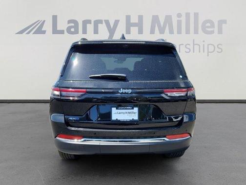 2025 Jeep Grand Cherokee 4xe Base