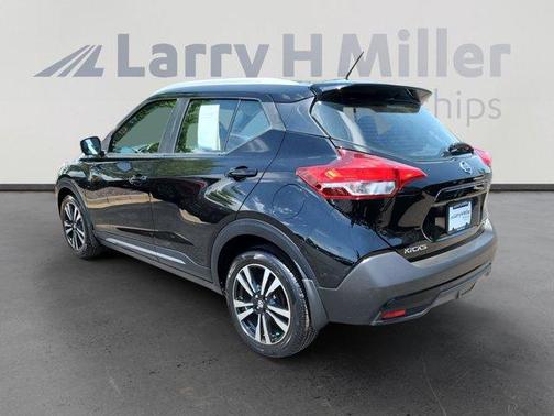 2019 Nissan Kicks SR