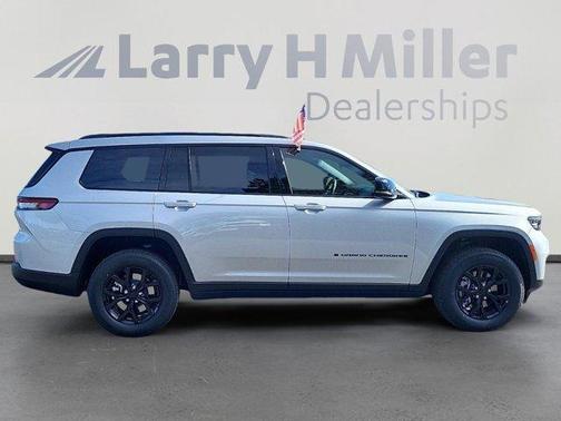 2025 Jeep Grand Cherokee L Laredo