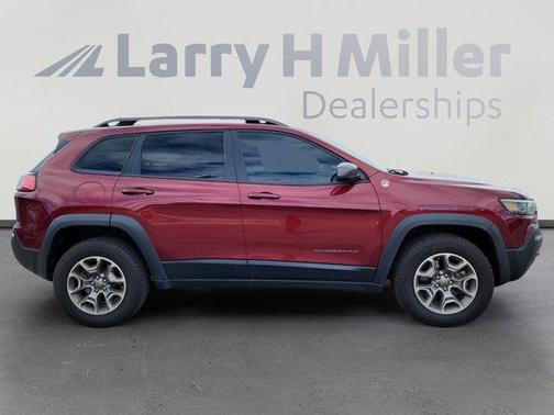 2020 Jeep Cherokee Trailhawk