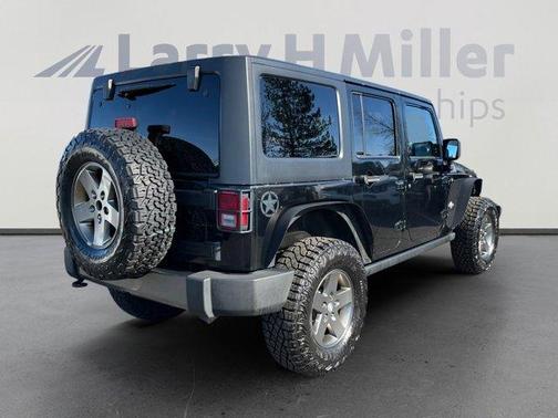 2013 Jeep Wrangler Unlimited Freedom Edition
