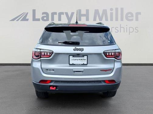 2023 Jeep Compass Trailhawk