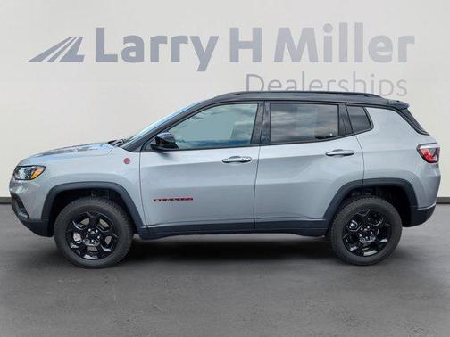 2023 Jeep Compass Trailhawk