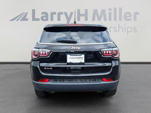 2025 Jeep Compass Sport