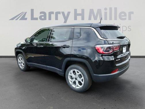 2025 Jeep Compass Sport