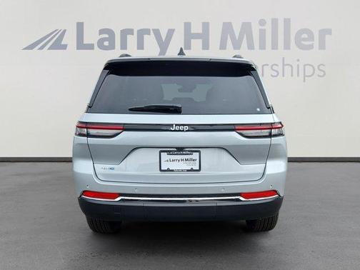 2025 Jeep Grand Cherokee 4xe Base