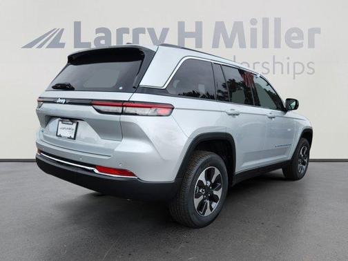2025 Jeep Grand Cherokee 4xe Base
