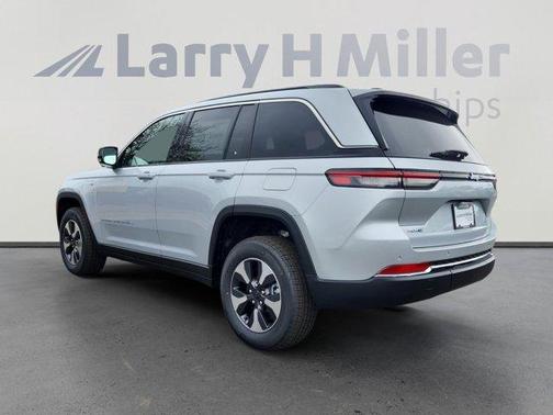 2025 Jeep Grand Cherokee 4xe Base