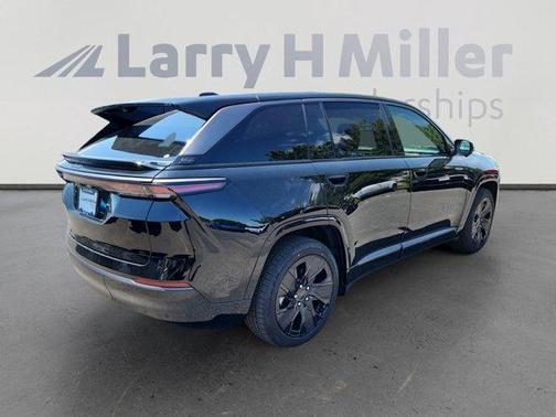 2025 Jeep Grand Cherokee 4xe Base