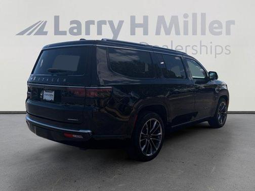 Diamond Black 2023 Jeep Wagoneer Series III
