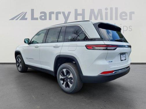 2025 Jeep Grand Cherokee 4xe Base