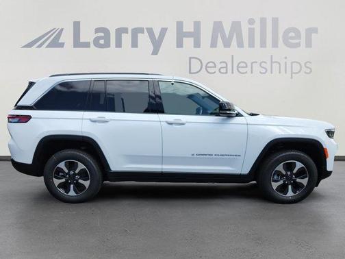 2025 Jeep Grand Cherokee 4xe Base