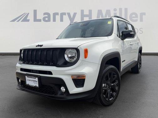Alpine White Clearcoat 2023 Jeep Renegade Altitude