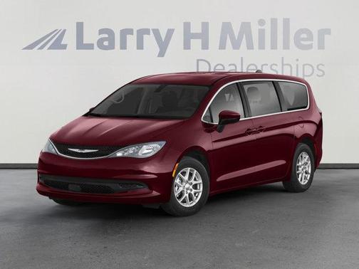 2022 Chrysler Voyager LX