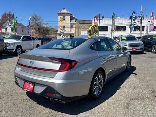 Shimmering Silver Pearl 2020 Hyundai SONATA SEL