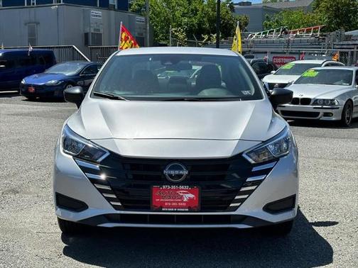 2024 Nissan Versa 1.6 S