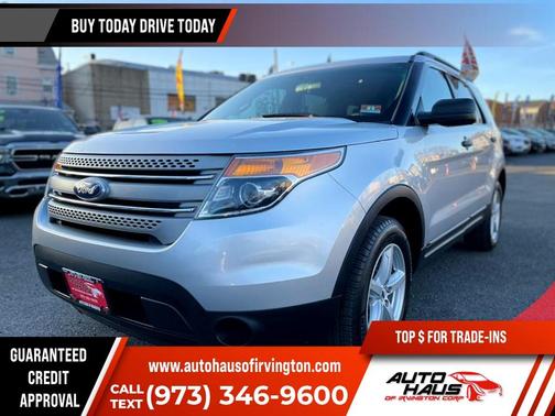 Photo 1 of 27 of 2011 Ford Explorer Base