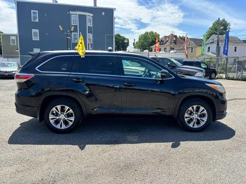 Attitude Black Metallic 2015 Toyota Highlander XLE