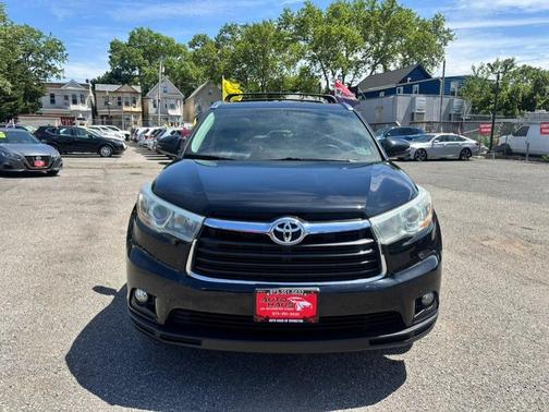 Attitude Black Metallic 2015 Toyota Highlander XLE
