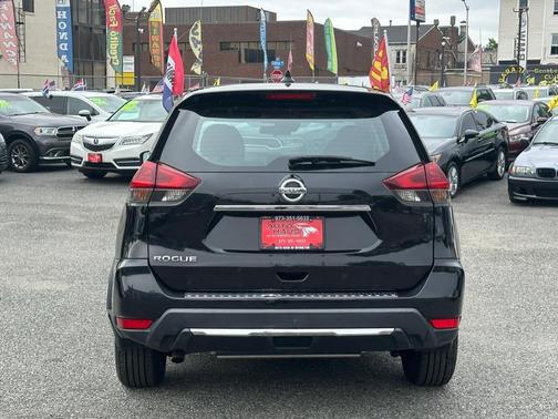 2019 Nissan Rogue S