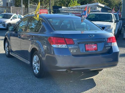 2013 Subaru Legacy Base