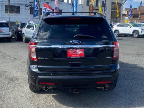 Tuxedo Black Metallic 2014 Ford Explorer Limited