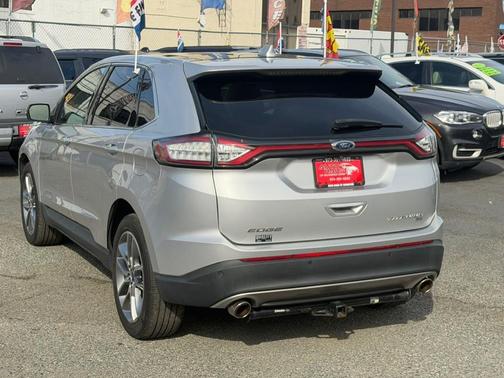 2018 Ford Edge Titanium