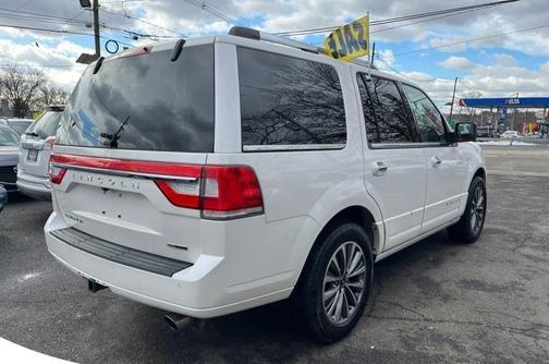 2016 Lincoln Navigator Select