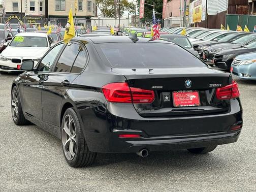 2017 BMW 320 i