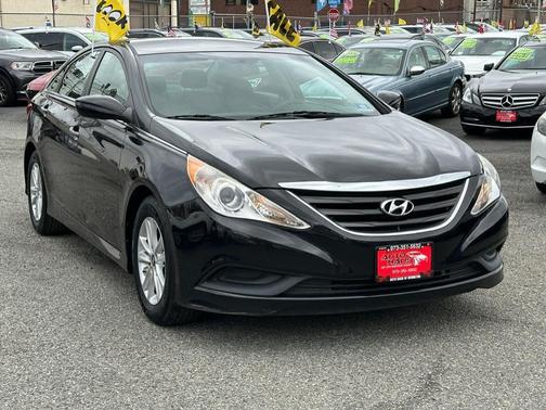 2014 Hyundai SONATA GLS