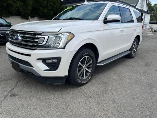 Oxford White 2019 Ford Expedition XLT