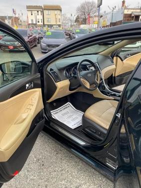 2013 Hyundai SONATA Limited