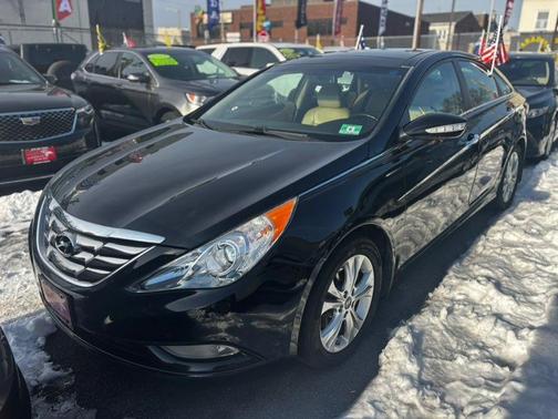 2013 Hyundai SONATA Limited