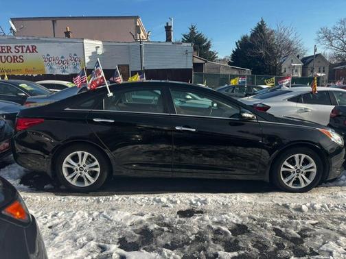 2013 Hyundai SONATA Limited