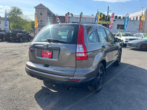 Urban Titanium Metallic 2011 Honda CR-V LX