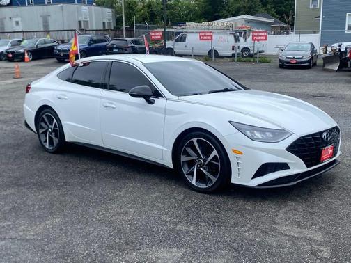 Quartz White 2021 Hyundai SONATA SEL Plus