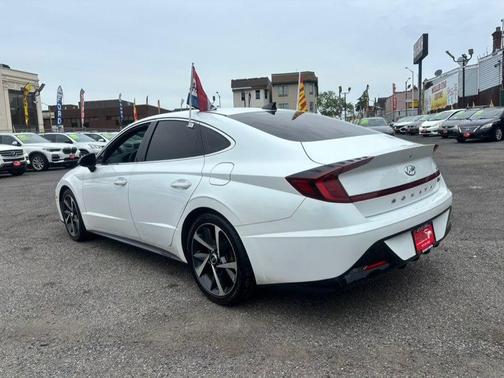 Quartz White 2021 Hyundai SONATA SEL Plus