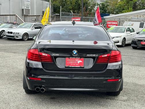 2016 BMW 528 xDrive