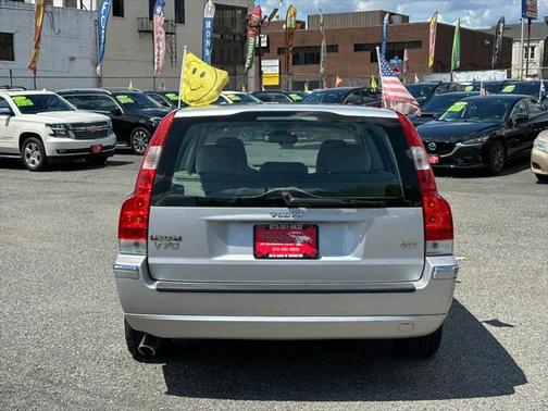 2006 Volvo V70 2.5T
