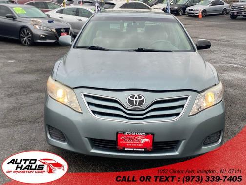 Aloe Green Metallic 2011 Toyota Camry LE