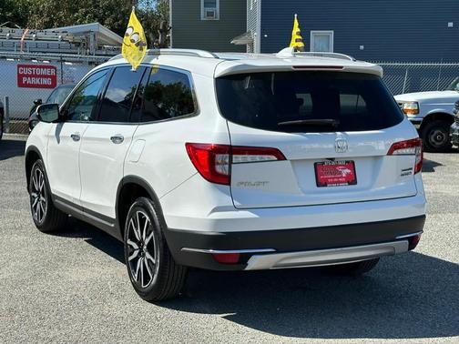 2020 Honda Pilot Touring 8-Passenger
