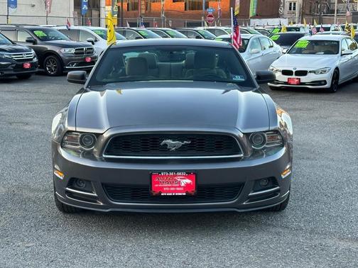 2013 Ford Mustang V6
